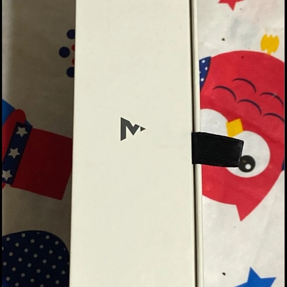 MVMT wireless earbuds. ( Movement ) NIB - Picture 4 of 5